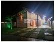 Casa com 4 quartos, sendo 3 seu?tes