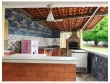 Sítio com 12.800m2, murado, com casa sede com 1 su